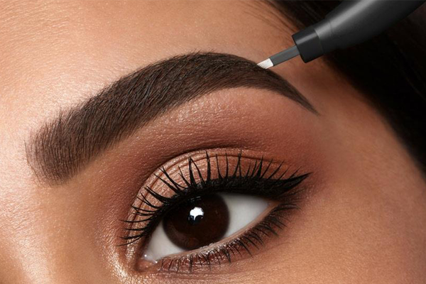 Semi-permanent brows: is it really a tattoo?!